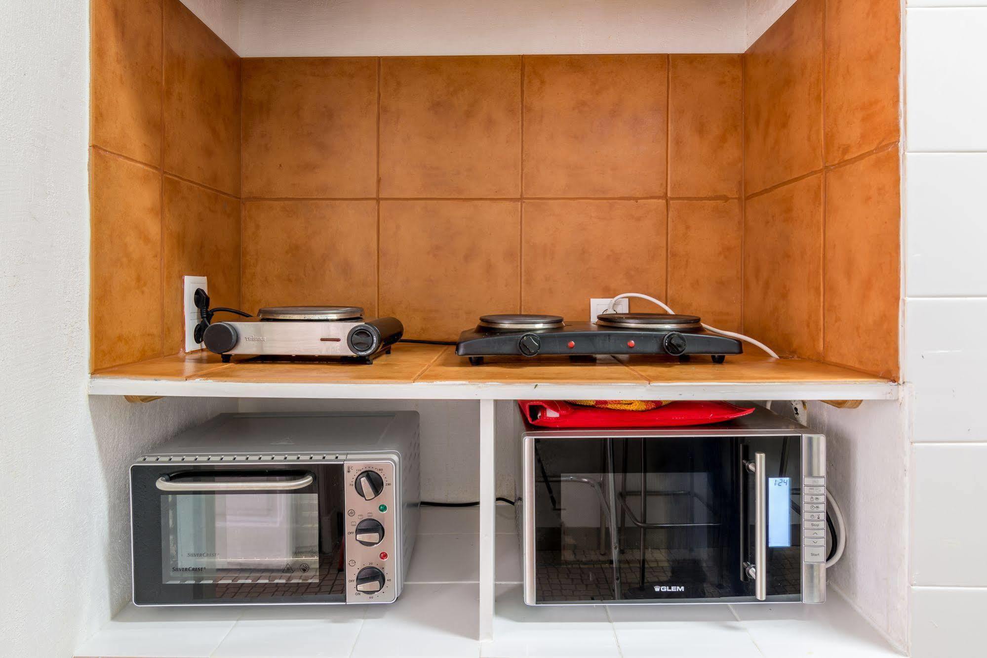 Albergue Seven Hills (adults Only)
